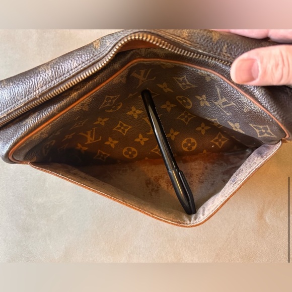 LV Louis Vuitton Pouchette Toiletry Bag - Picture 6 of 11